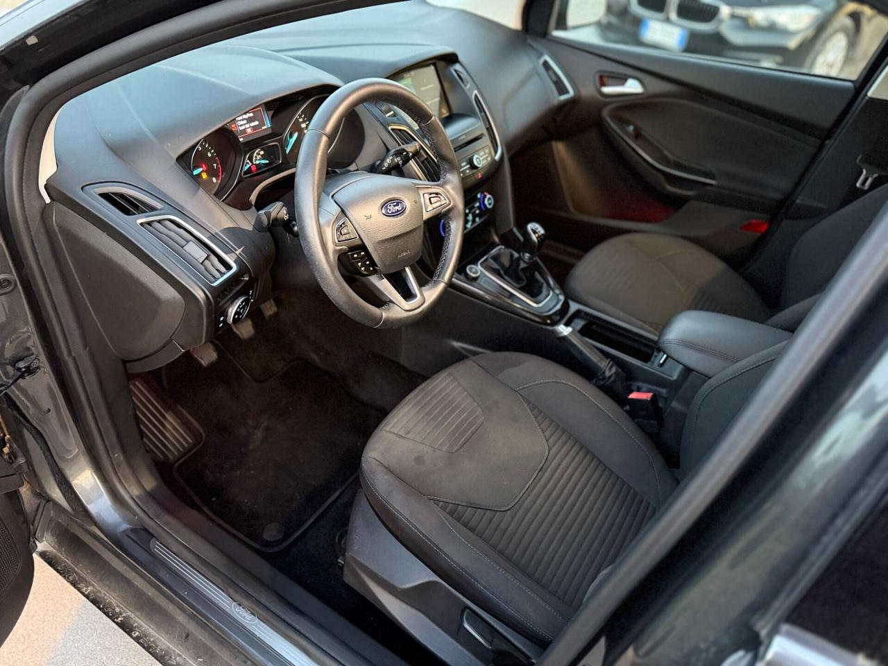 Ford Focus 1.6 120 CV GPL Titanium