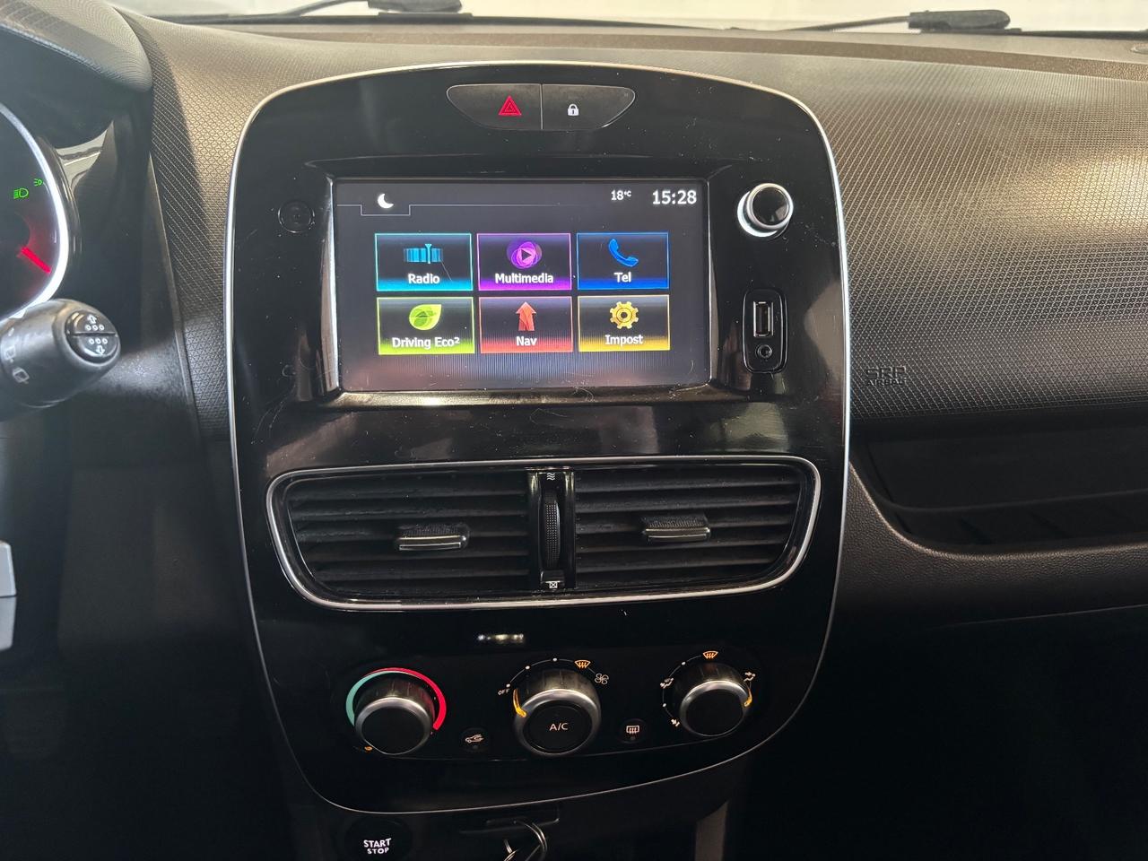 Renault Clio 1.2 BENZINA 75Cv LIMITED |OK NEOPATENTATI~