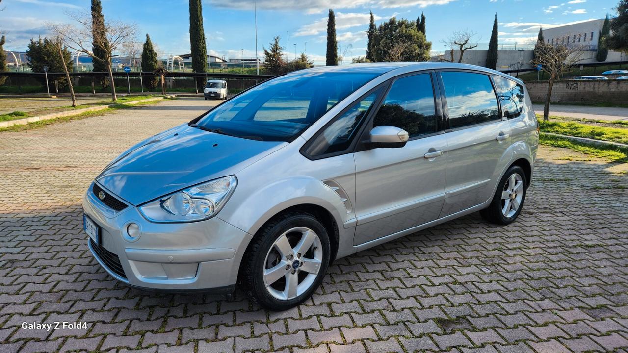 Ford S-Max 2.0 TDCi 140CV Titanium DPF 7 posti.