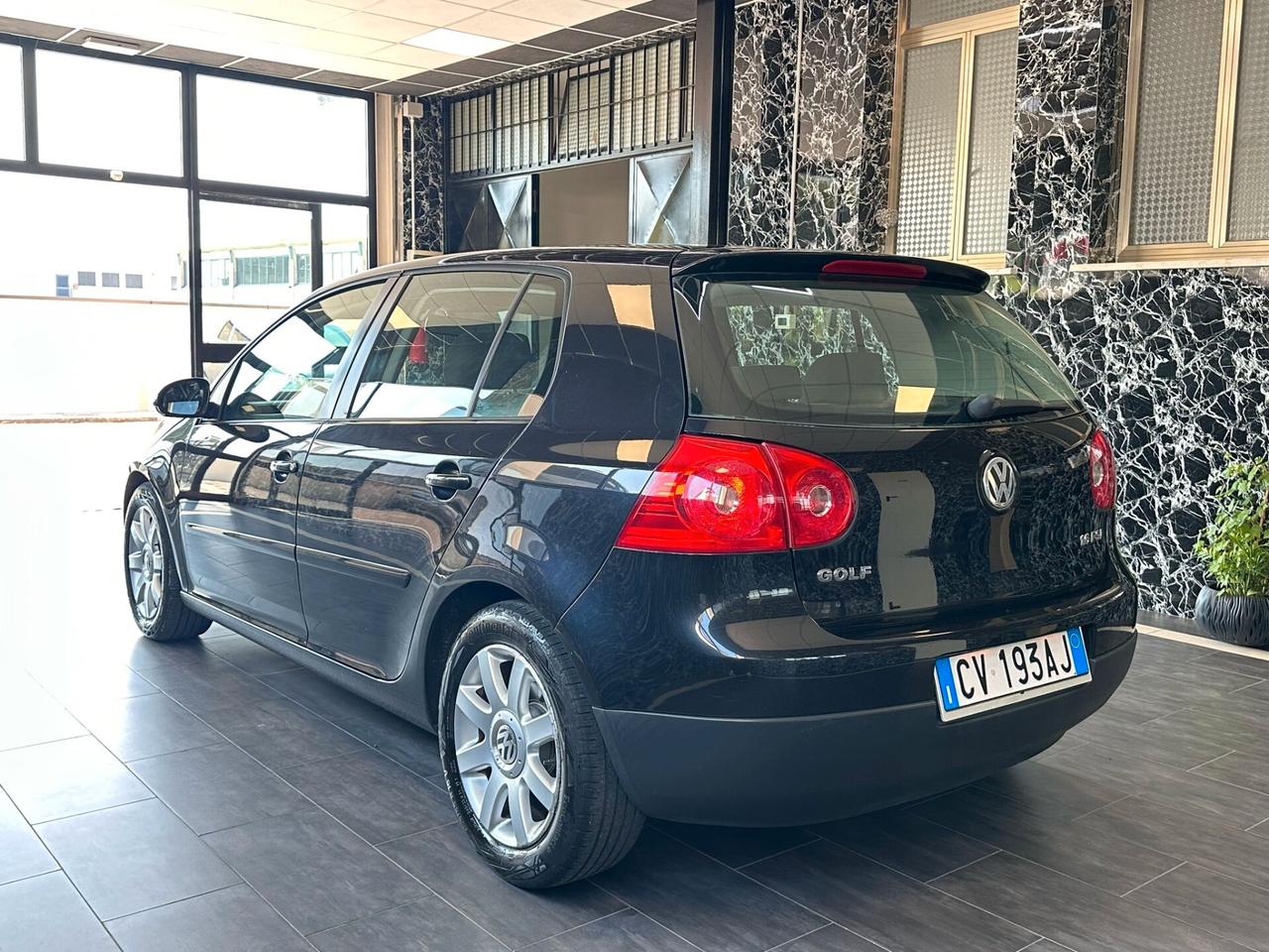 Volkswagen Golf 1.6 5p. Comfortline