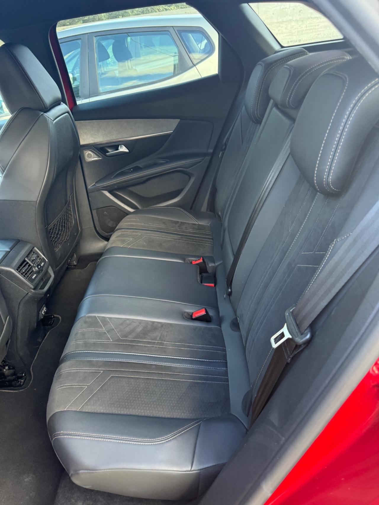 Peugeot 3008 BlueHDi 130 S&S EAT8 GT