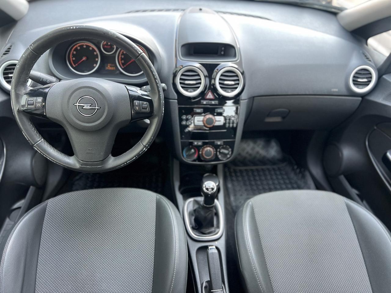 Opel Corsa 1.4 benz Per NEOP