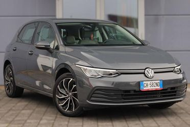 VOLKSWAGEN Golf 1.0 eTSI DSG Life