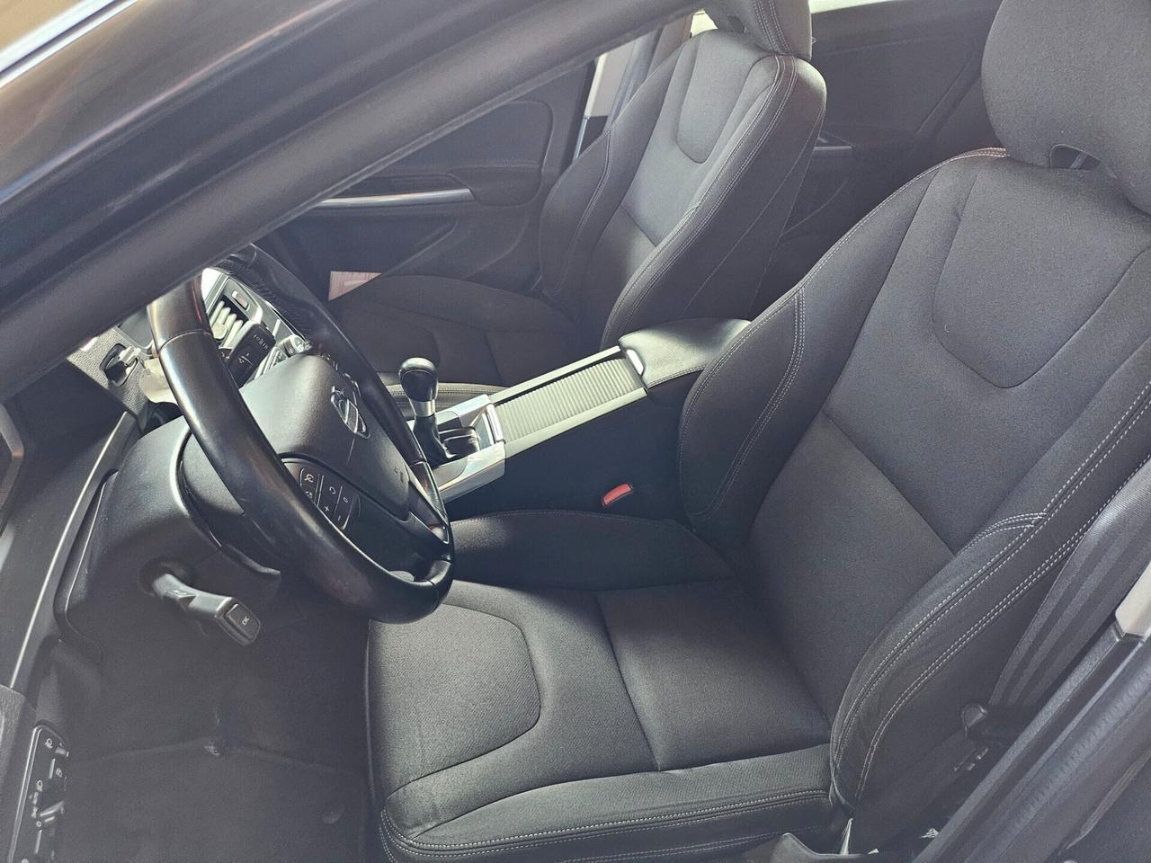 Volvo V60 D2 1.6 Kinetic