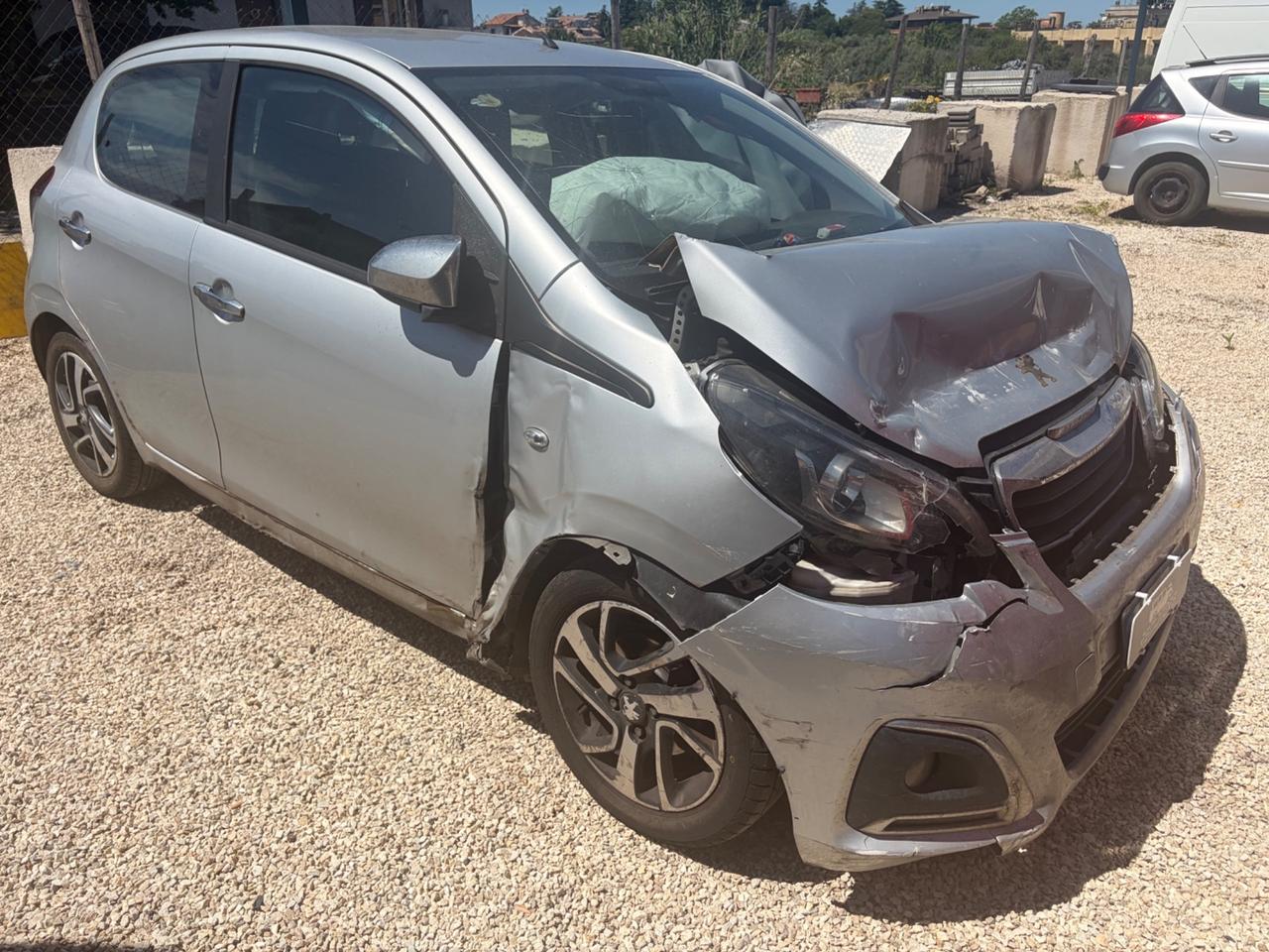 Peugeot 108 Gpl sinistrata