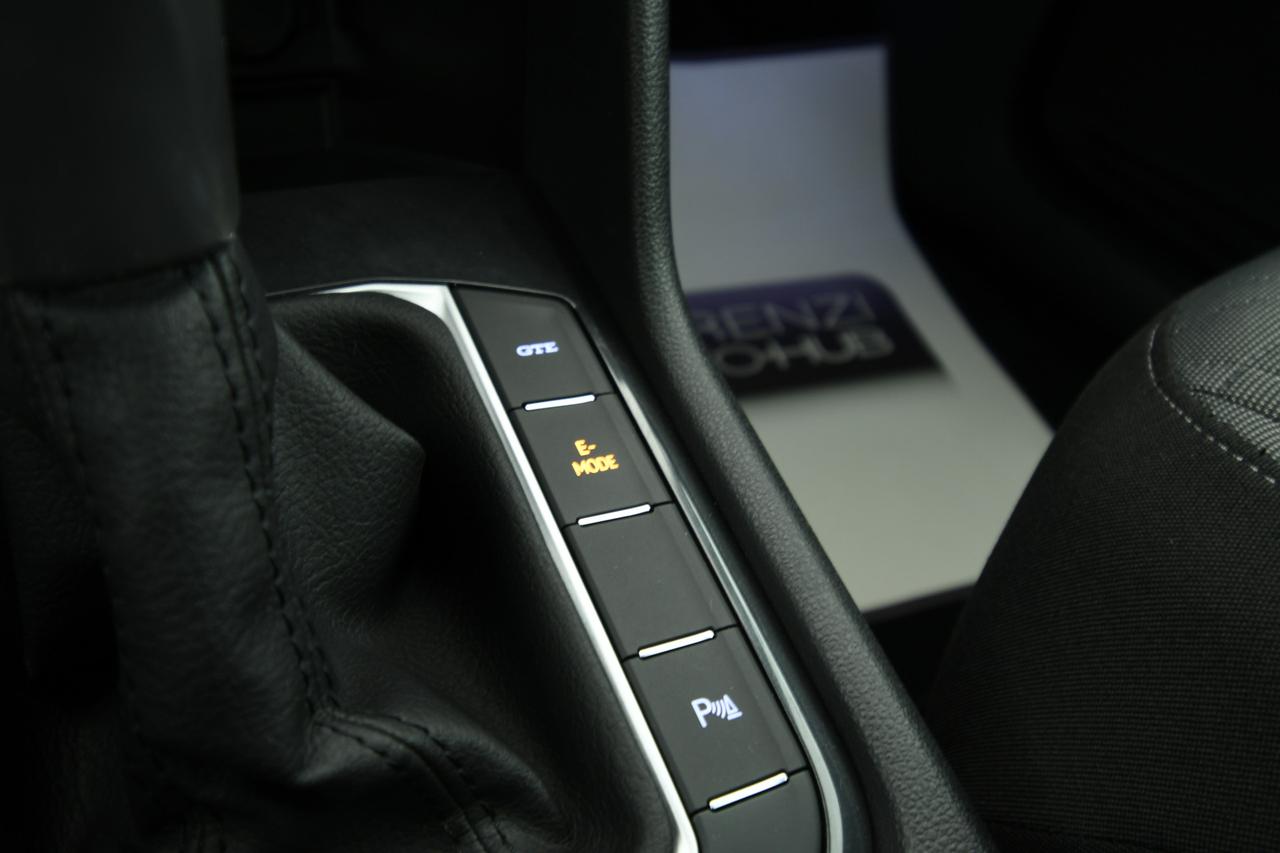 VOLKSWAGEN Tiguan 1.4 tsi eh Life dsg ACC+APP CONNNECT+C17"