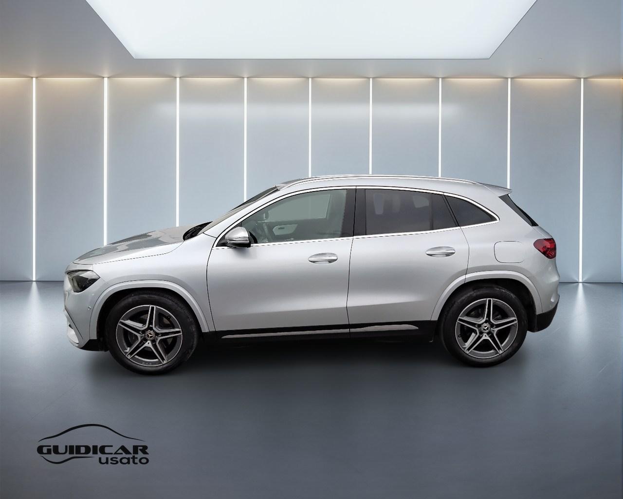 Mercedes-Benz GLA-H247 2023 - GLA 180 d AMG Line Advanced Plus auto