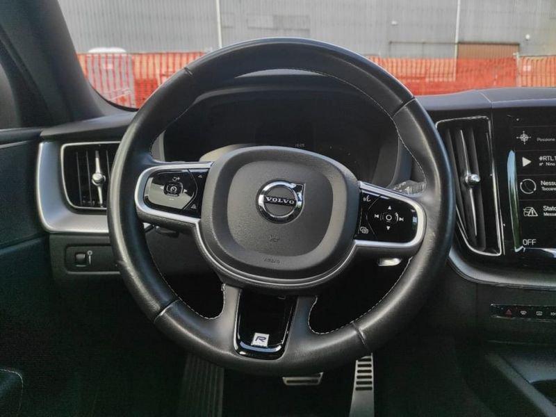 Volvo XC60 2.0 B4 R-DESIGN AWD AUTO MY20