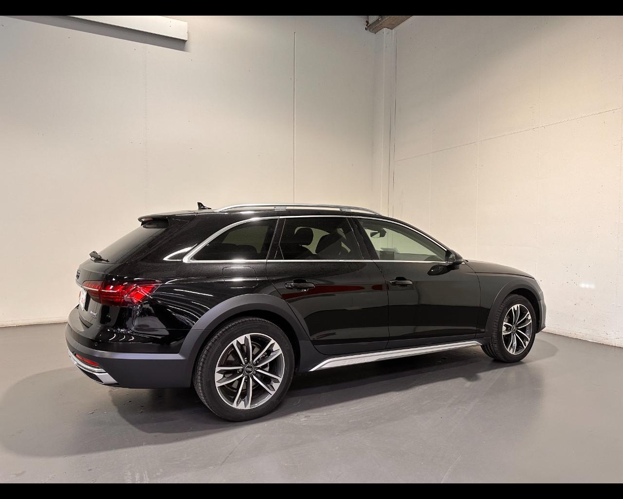AUDI A4 ALLROAD 40 TDI MHEV S-TRONIC QUATTRO