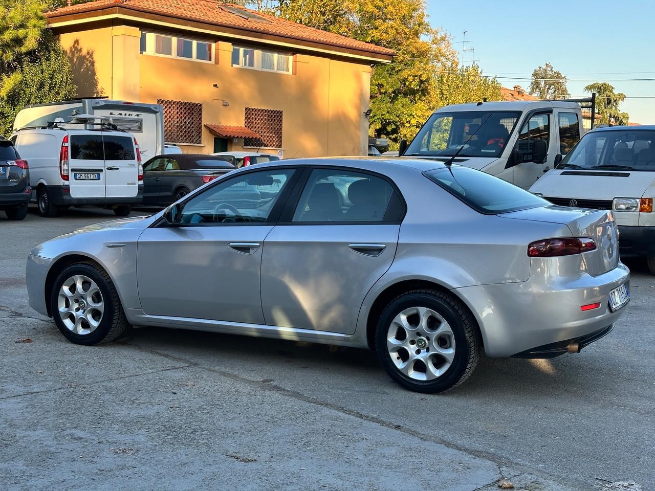 Alfa Romeo 159 1.9 JTS 16V Distinctive solo 130 mila km