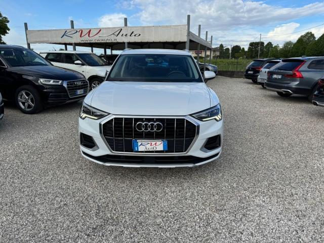 AUDI - Q3 - 35 TDI quattro S tronic S-LINE