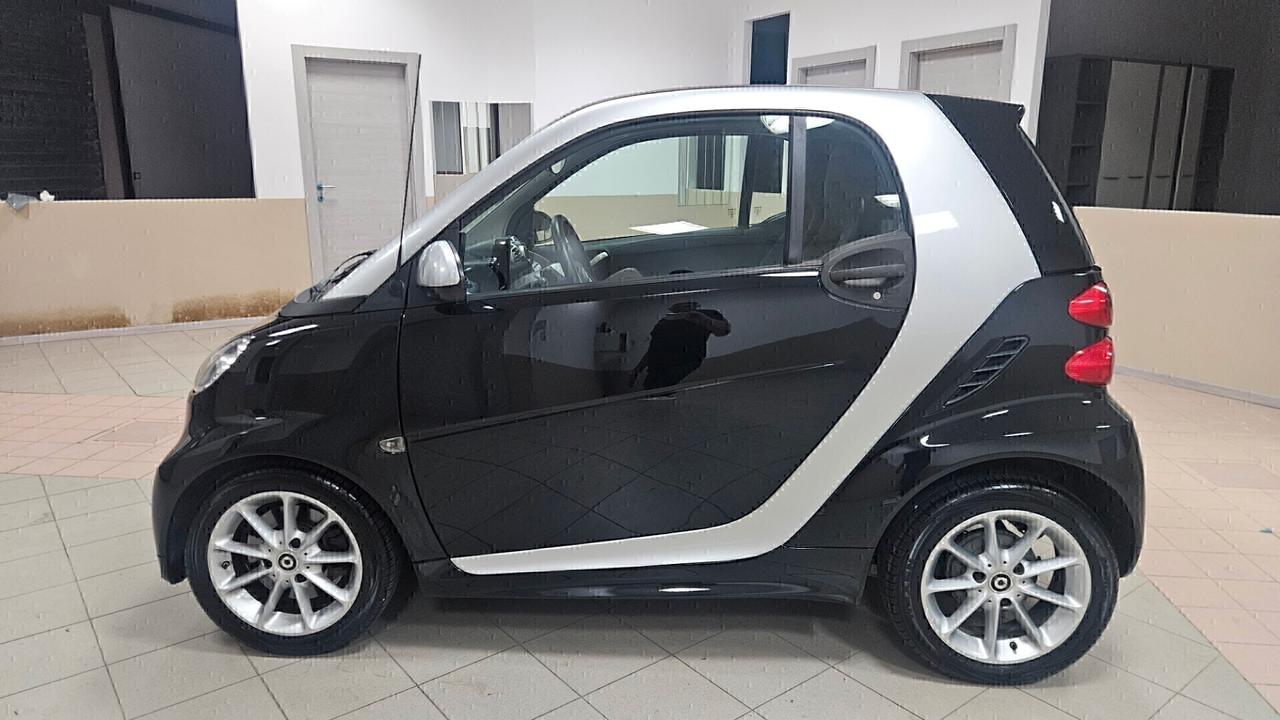 Smart ForTwo 1000 52 kW MHD coupé pulse