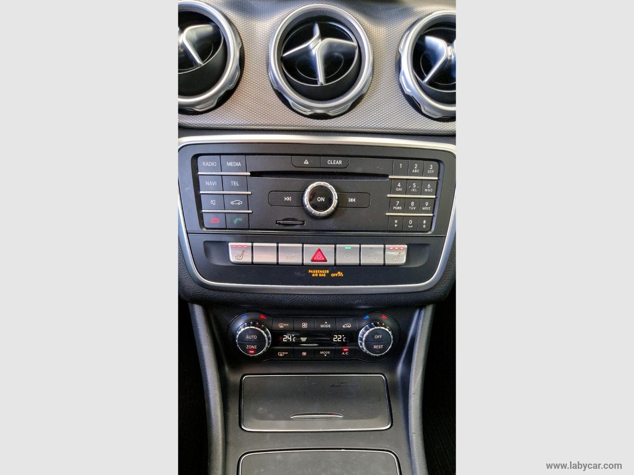 MERCEDES-BENZ GLA 180 Executive AUTOMATICA