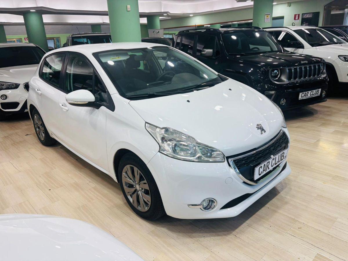 Peugeot 208 1.4 HDi 68 CV 5p. Allure N1