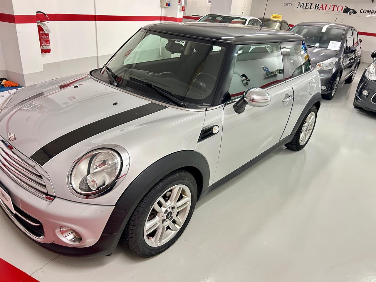 Mini Cooper Coupe 1.6 Coupé