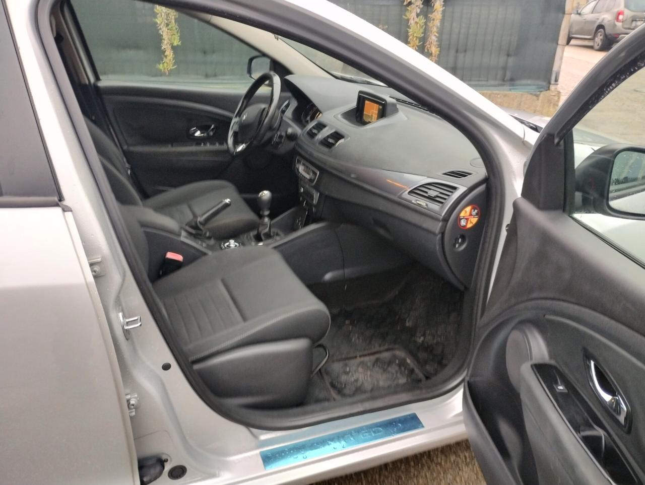 RENAULT MEGANE 1.5 dCI 110CV SportTour Limited 2015