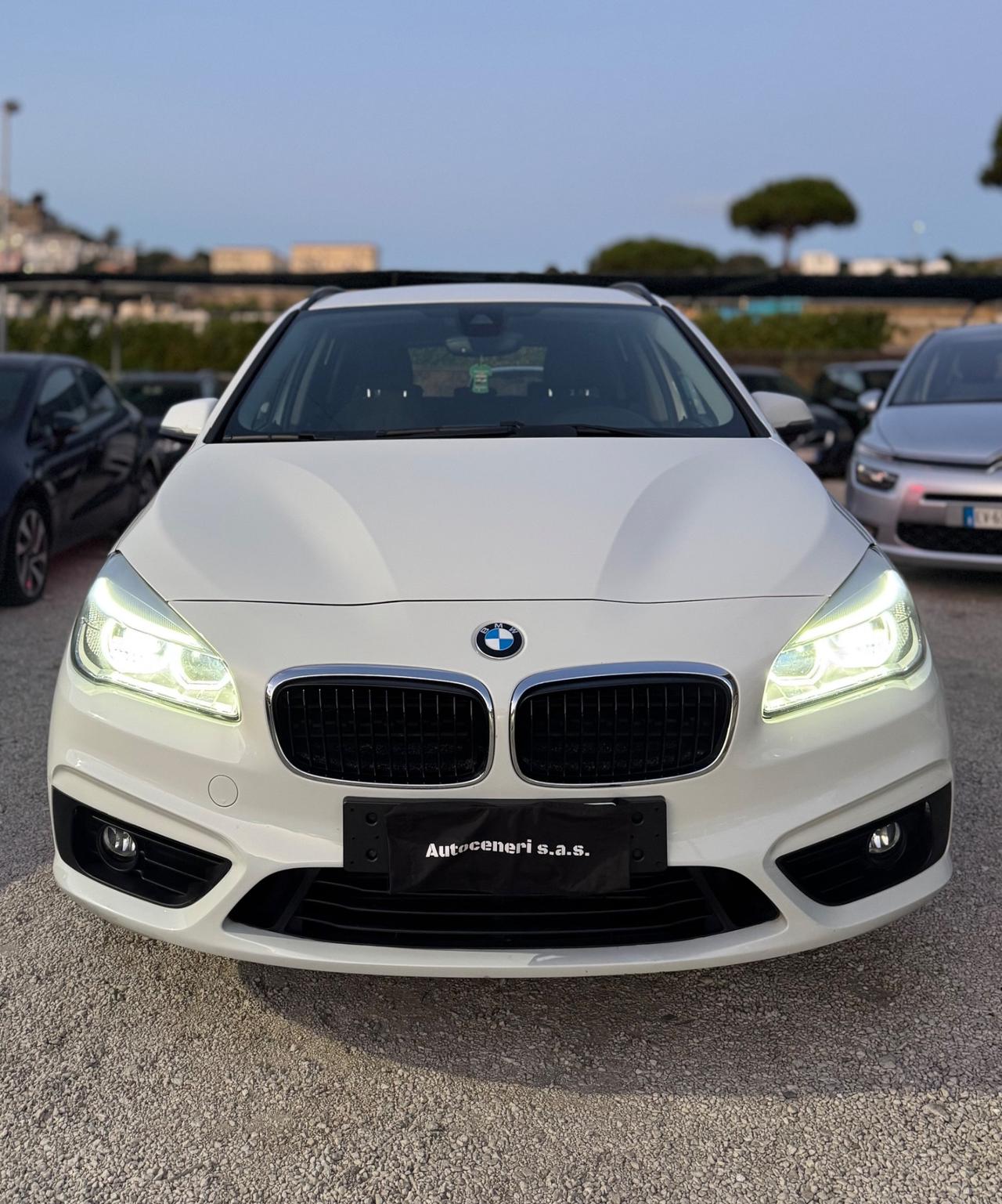Bmw 2er Active Tourer 218d Advantage