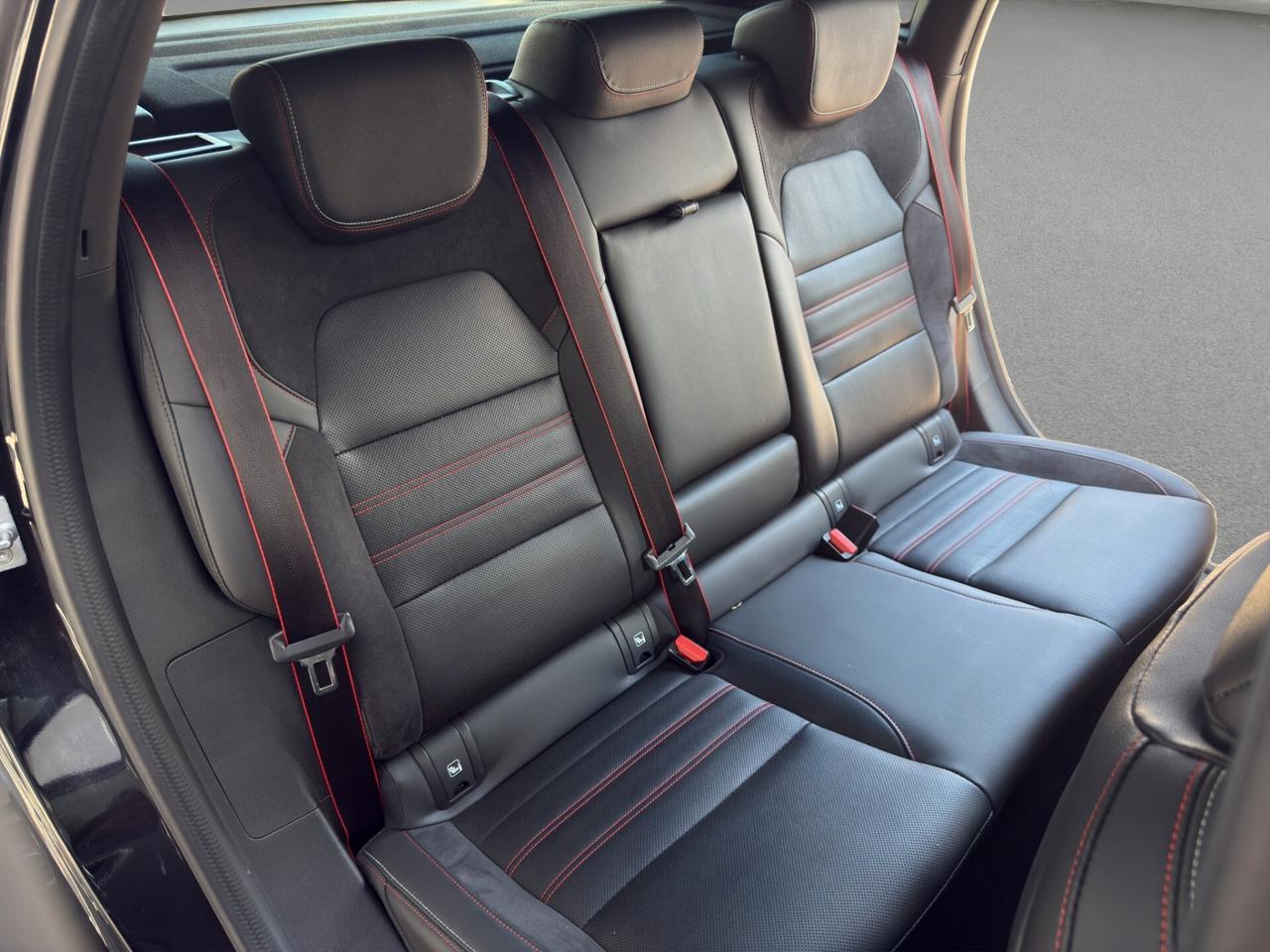 Renault Arkana Hybrid E-Tech 145 CV R.S. Line