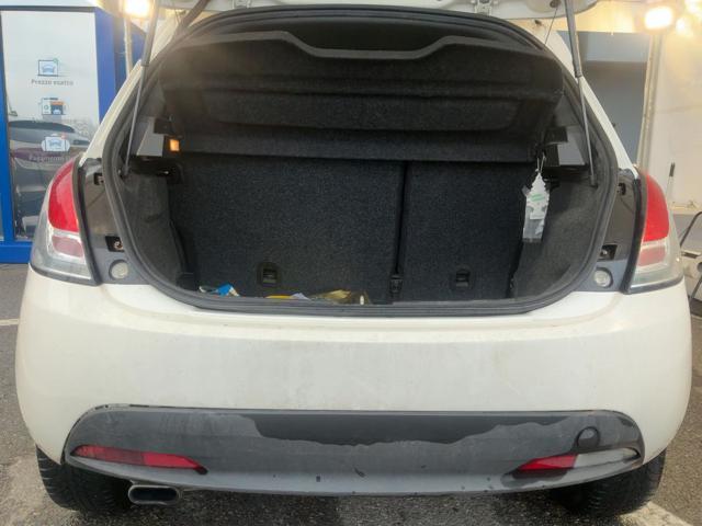 LANCIA Ypsilon 1.2 69 CV 5 porte Gold