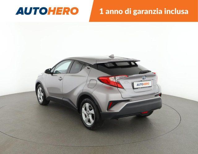 TOYOTA C-HR 1.8 Hybrid E-CVT Business