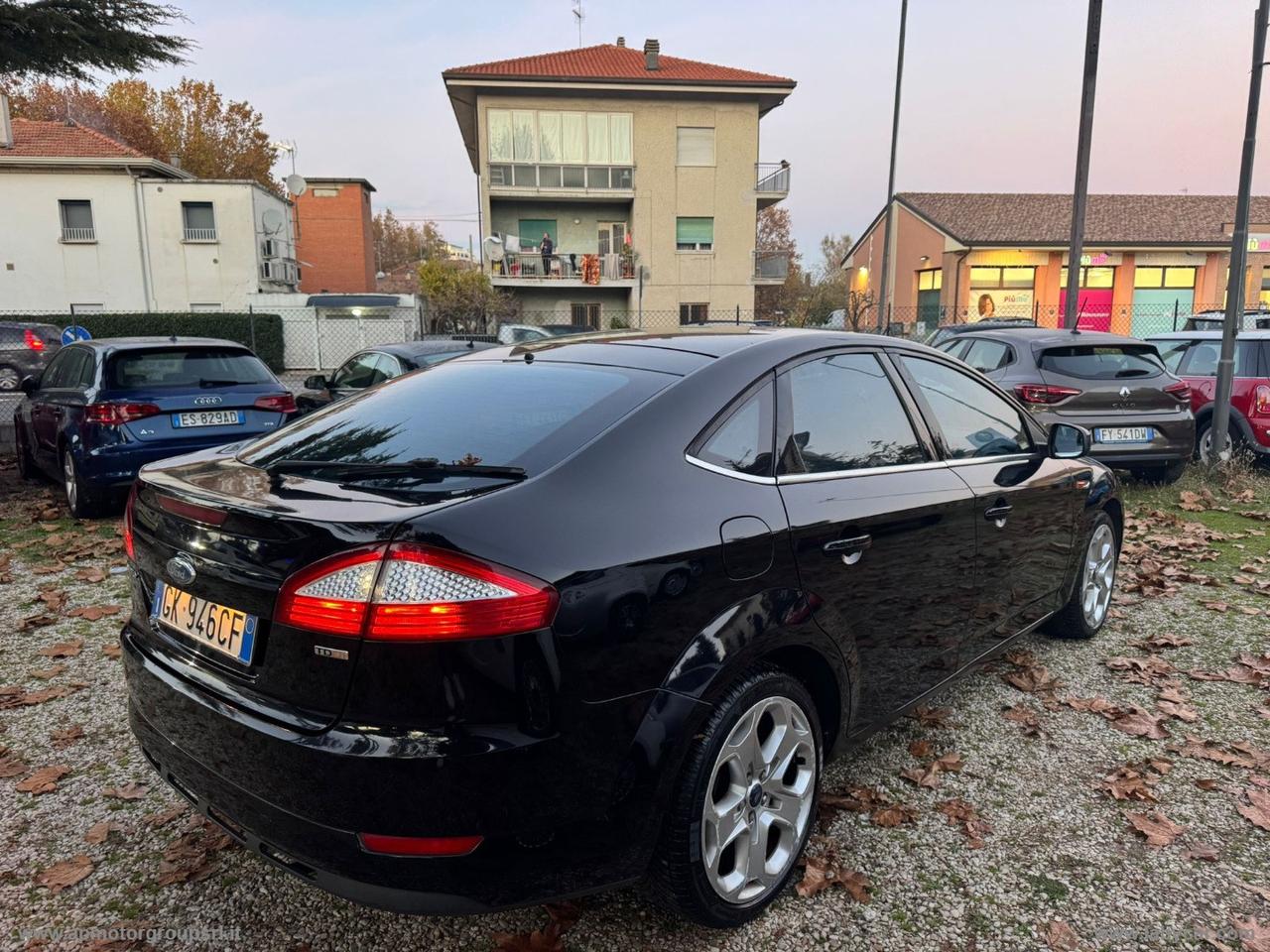 FORD Mondeo 2.0 TDCi 140CV 5p. Titanium PACK PREMIUM DPF