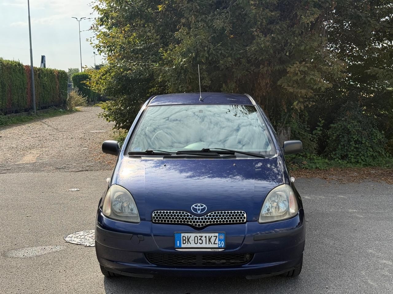 Toyota Yaris 1.0i 16V cat 3 porte