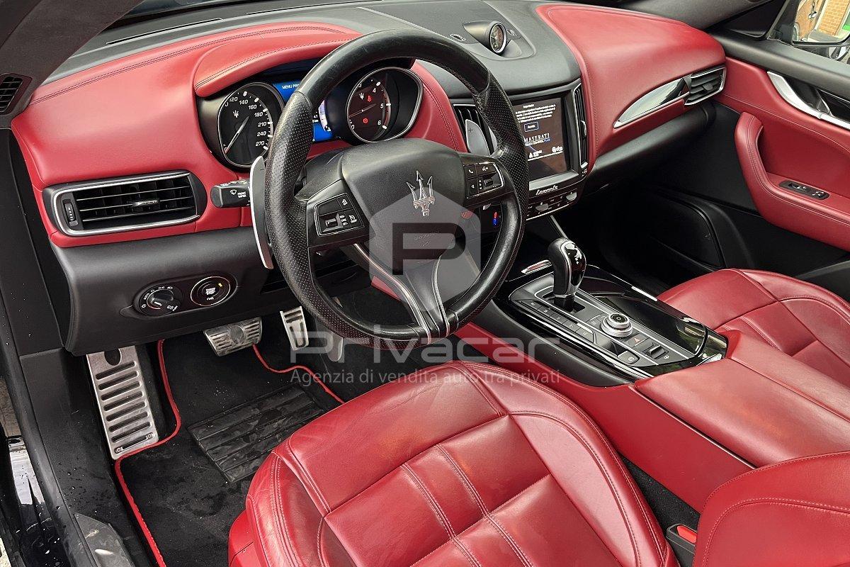 MASERATI Levante V6 Diesel 275 CV AWD