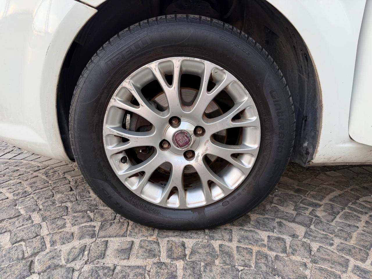 Fiat Punto 1.3 MJT II S&S 85 CV 3 porte ECO Lounge