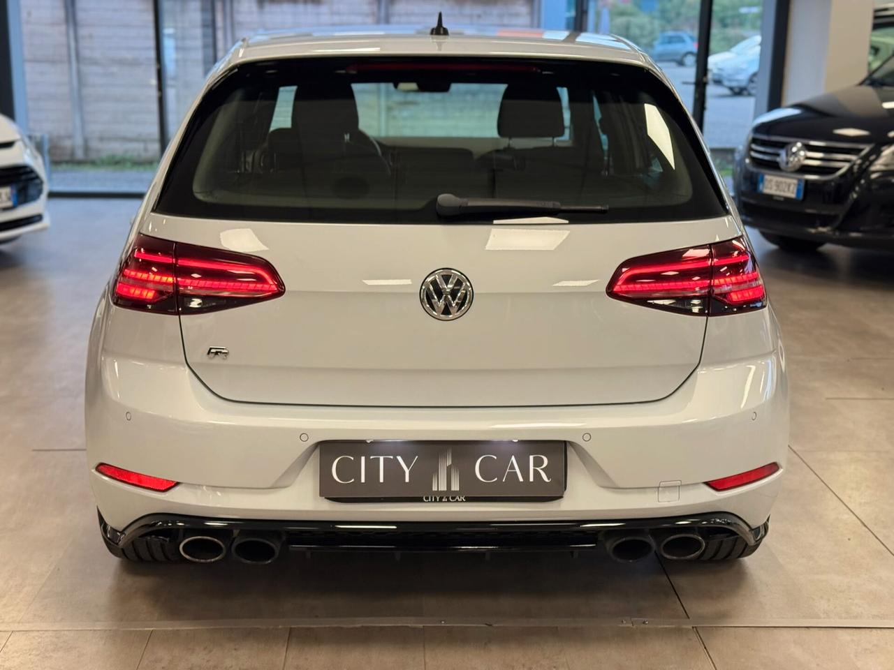 Volkswagen Golf R 2.0 TSI DSG 4MOTION 5p. BMT