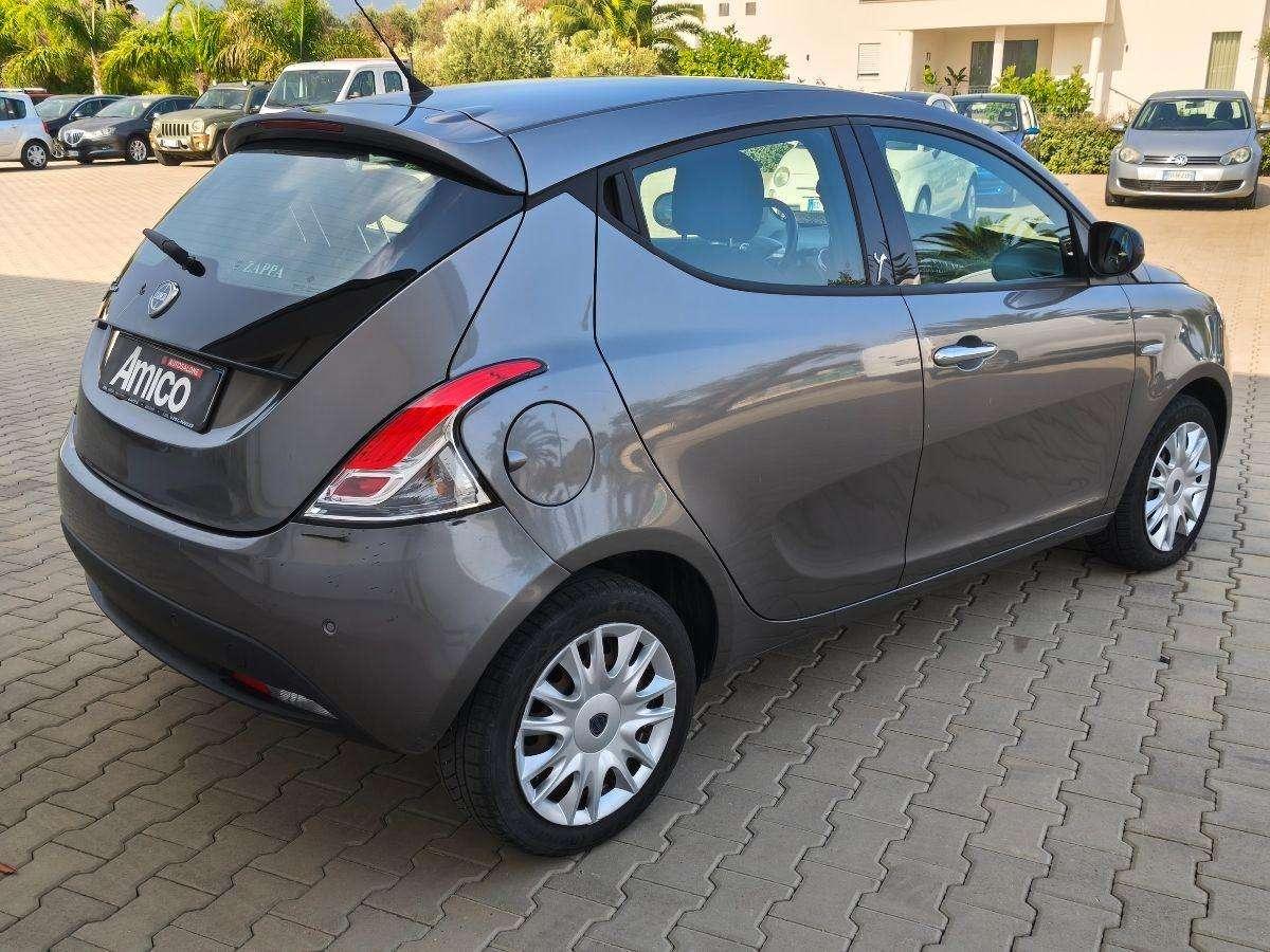 Lancia Ypsilon 1.3 MJT 95 CV 5p.