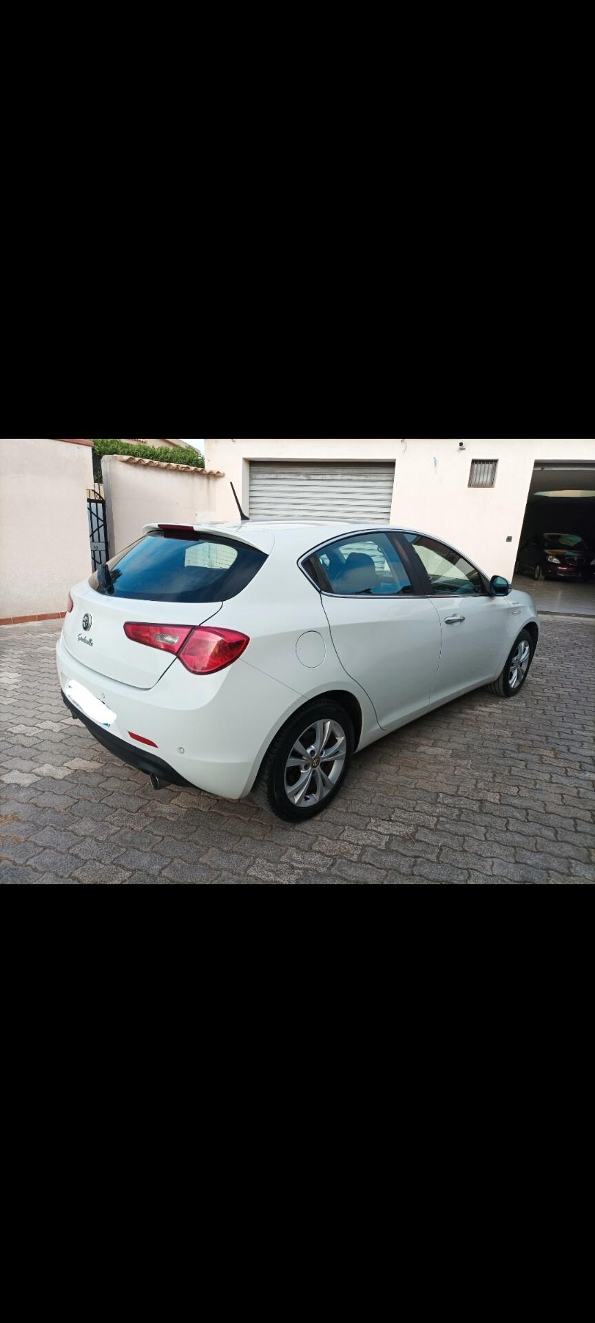 Alfa Romeo Giulietta 2.0 JTDm-2 140 CV Distinctive