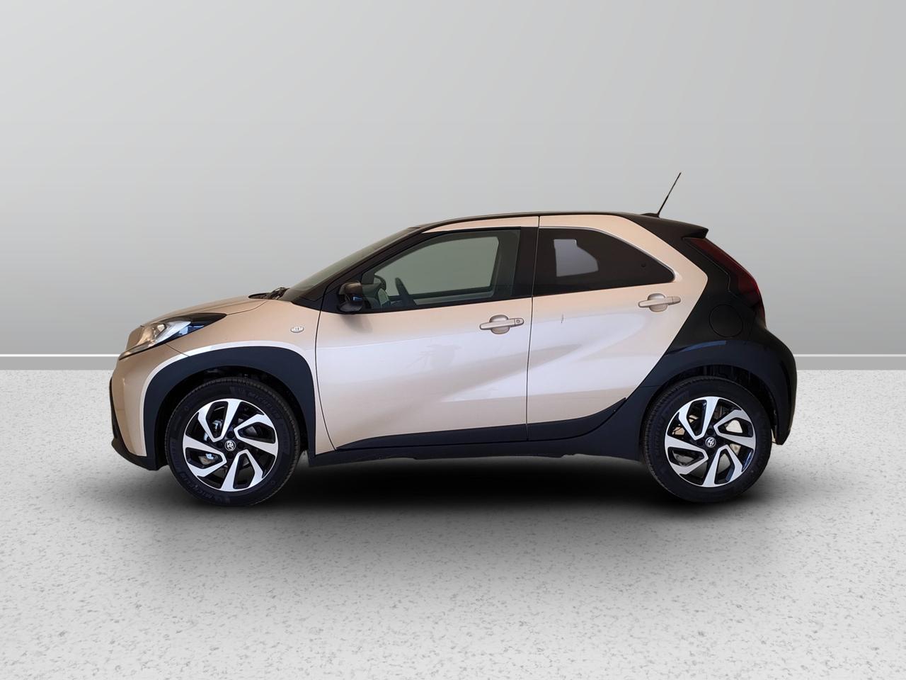 TOYOTA Aygo X 1.0B TREND MT - MY24