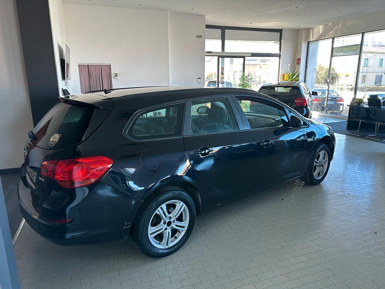 Opel Astra 1.4 Turbo 120CV Sports Tourer Cosmo