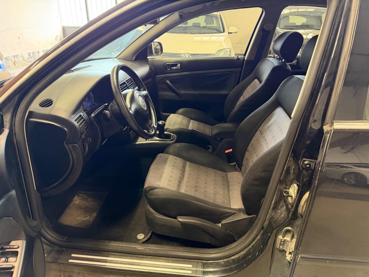 Volkswagen Passat 1.9 TDI/130 CV cat Highline