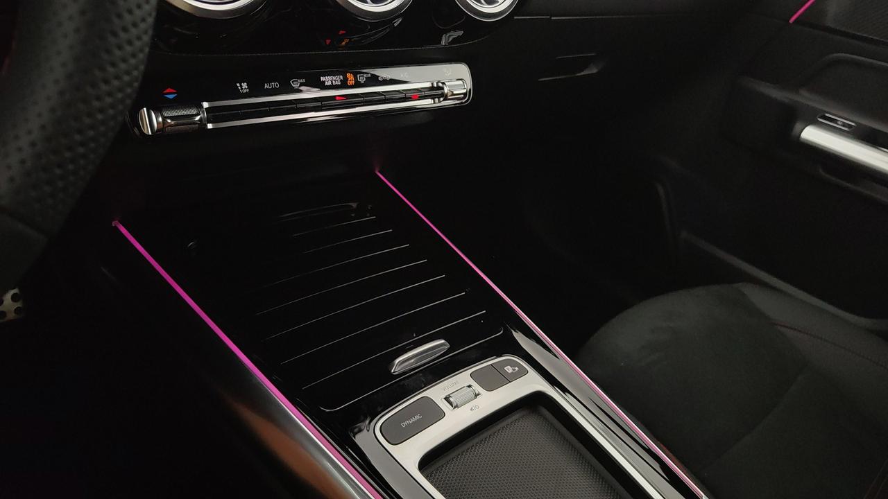 Mercedes-Benz GLA 200 d automatic