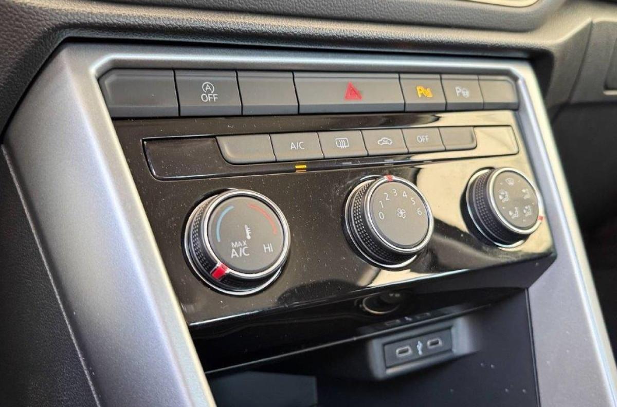 VOLKSWAGEN T-Roc 1.0 tsi life 110cv