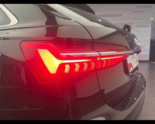 AUDI A6 Avant 40 2.0 TDI S tronic Business Advanced