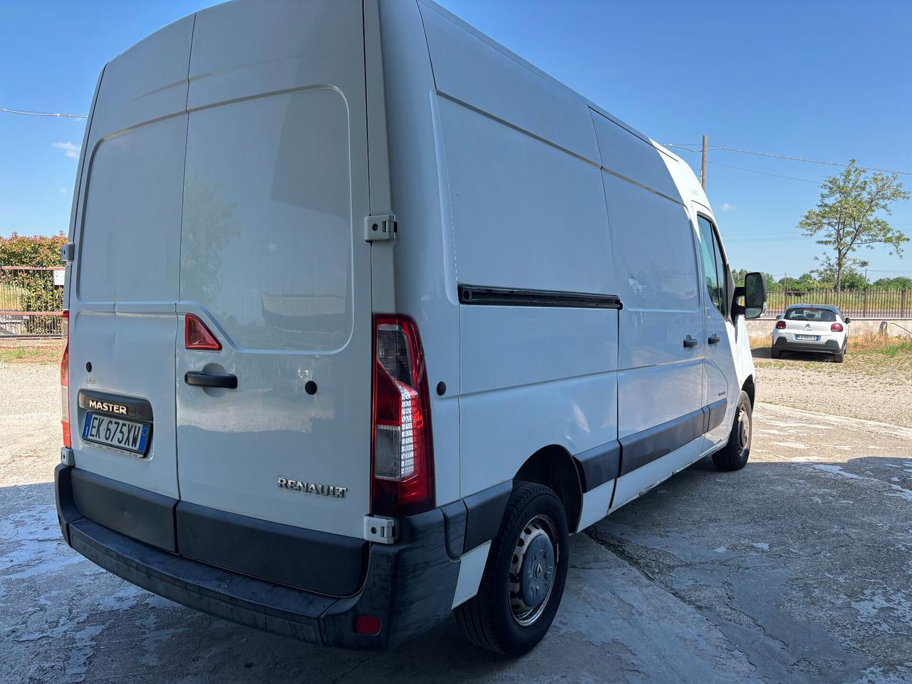 Renault Master 2.3 dCi 74KW 101CV H2 L2