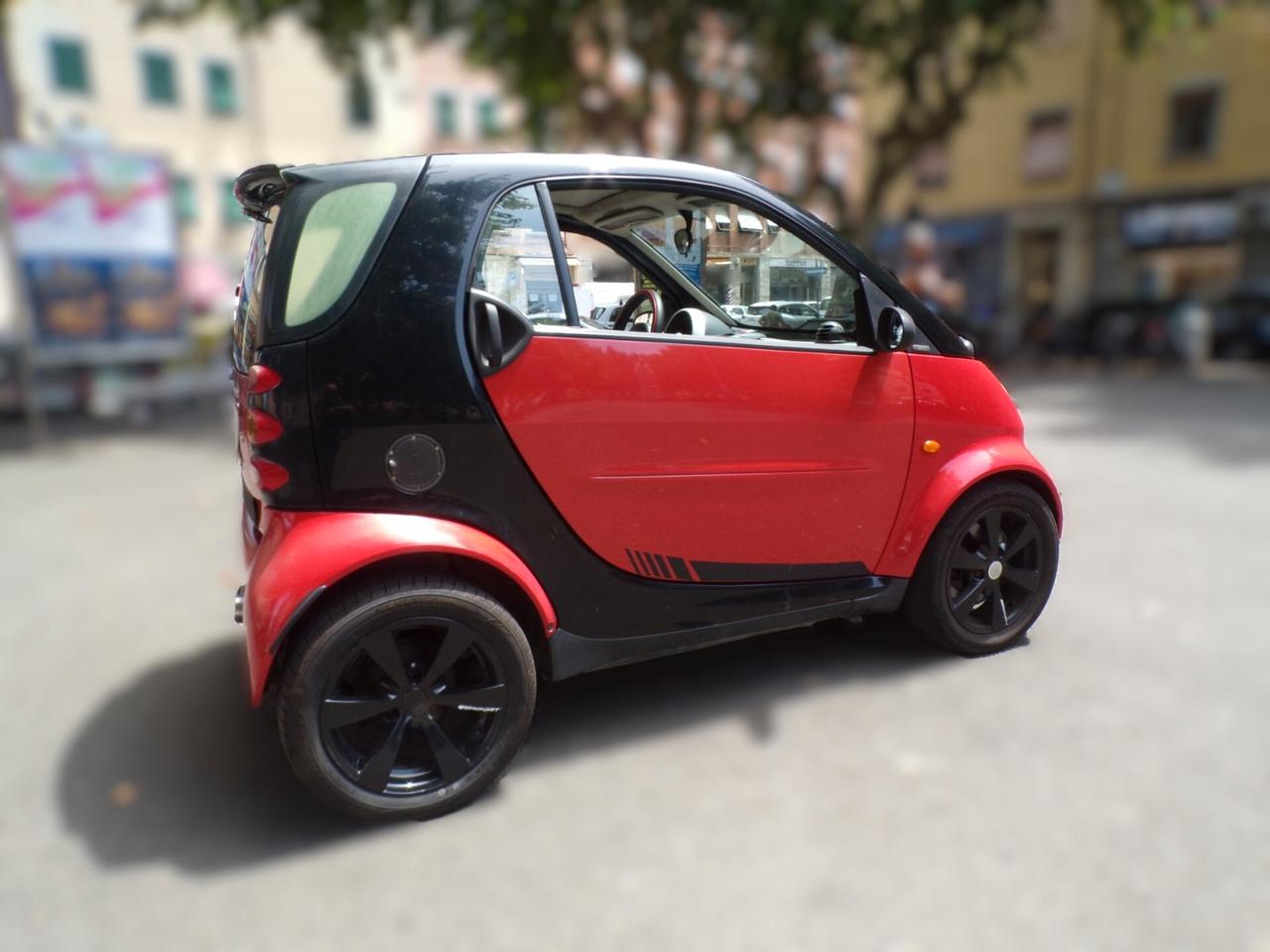 AUTO SMART FOURTWO COUPE' PASSION 55CV DEL 2003 MOTORE REVISIONATO