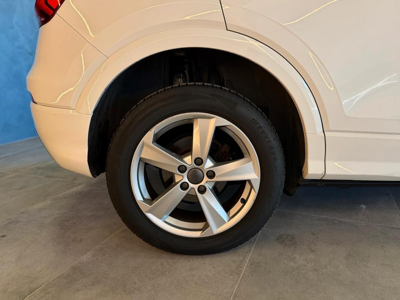 Audi Q2 30 TDI Admired