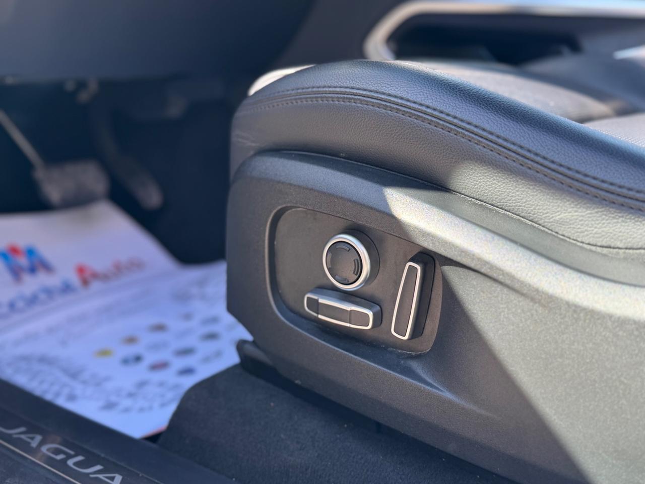 JAGUAR F-PACE 30D 300 CV MHEV R-DYNAMIC R22 TETTO FULL IVA