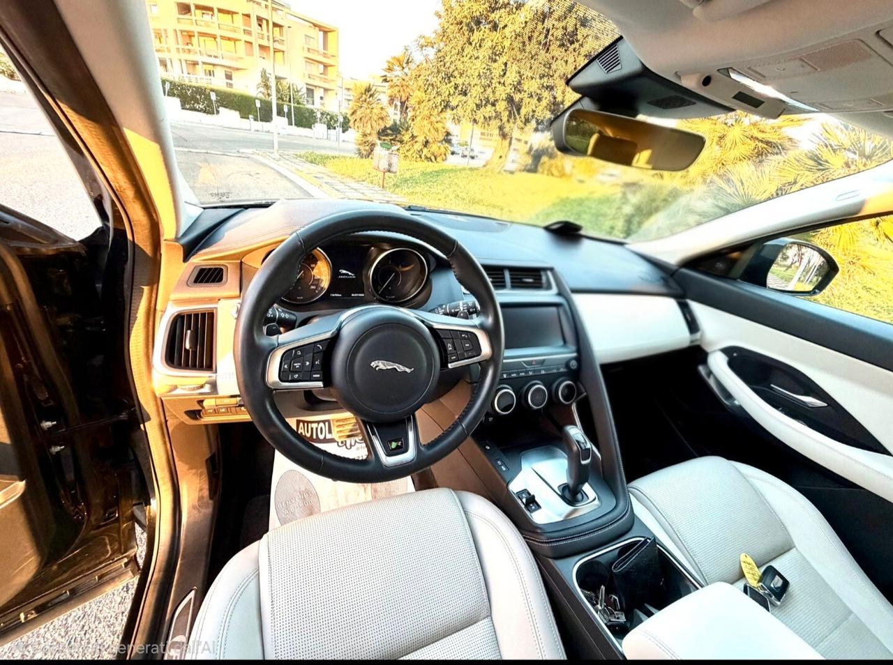 Jaguar E-Pace 2.0D 240 CV AWD aut. R-Dynamic SE