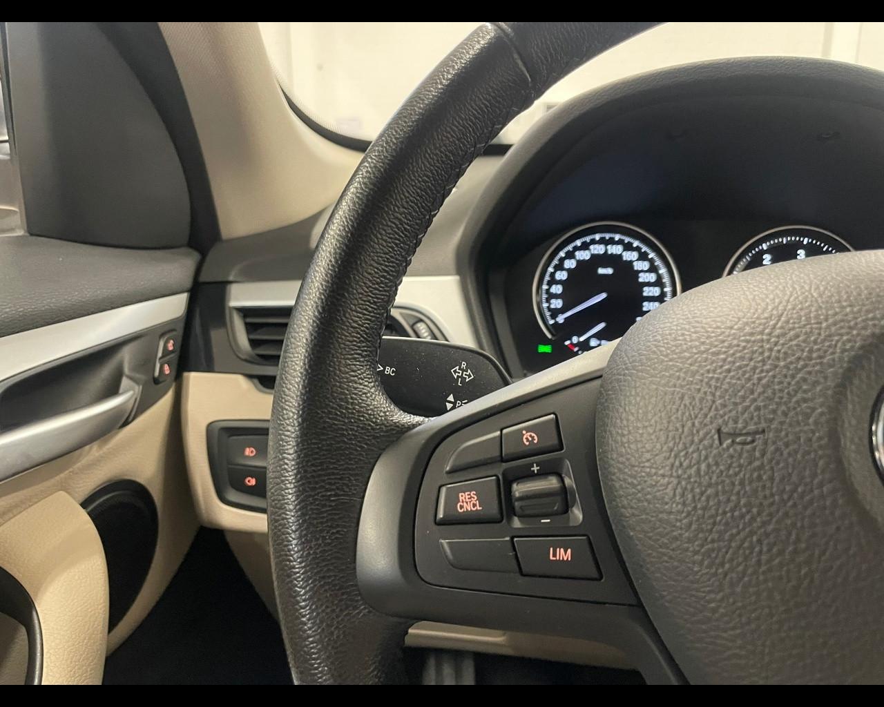 BMW X1 (F48) - X1 sDrive16d Business Advantage