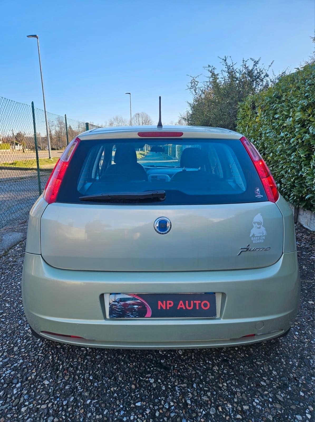 fiat grande punto 1.2 NEOPATENTATI