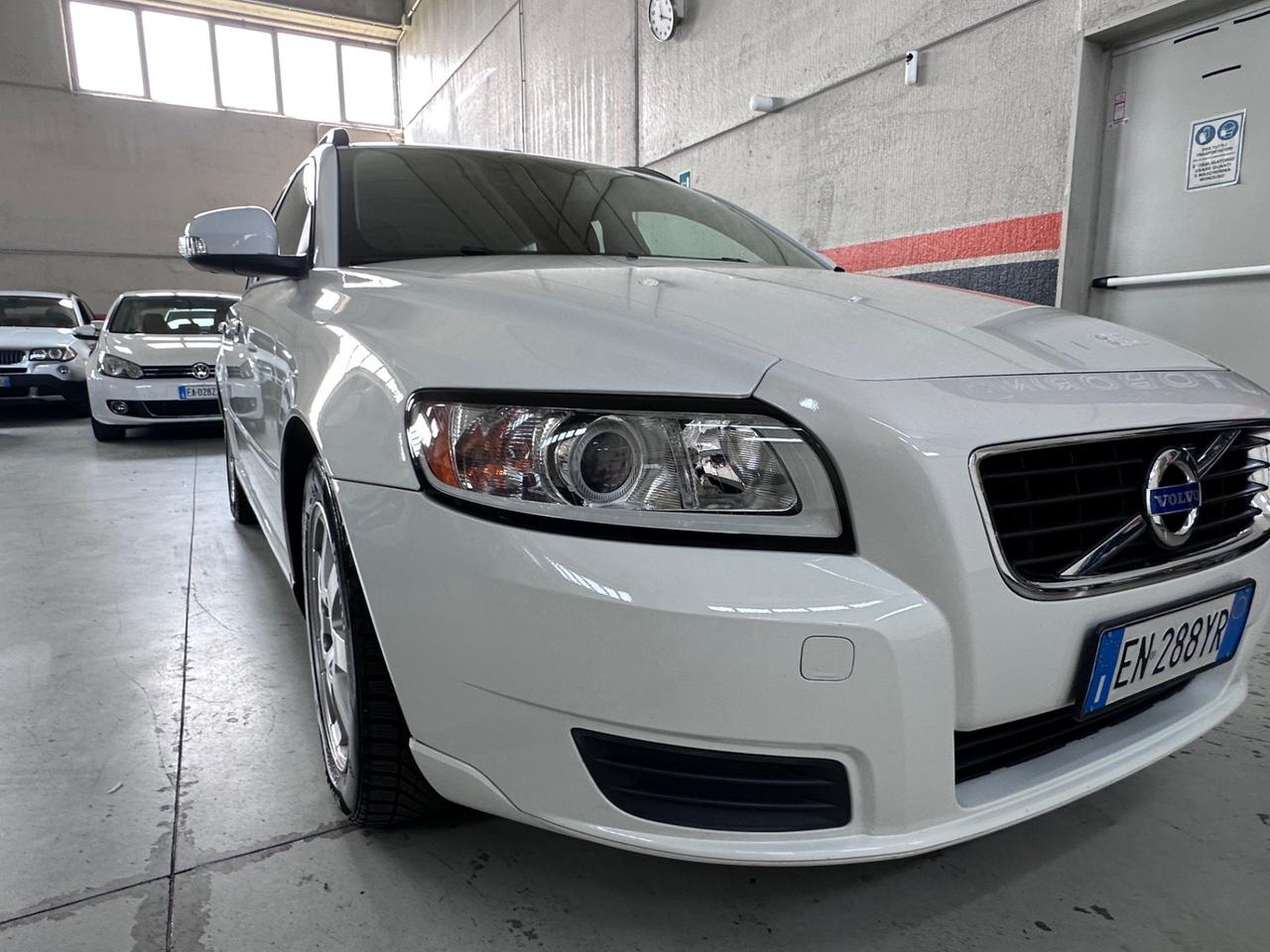 Volvo V50 D2 POLAR PLUS