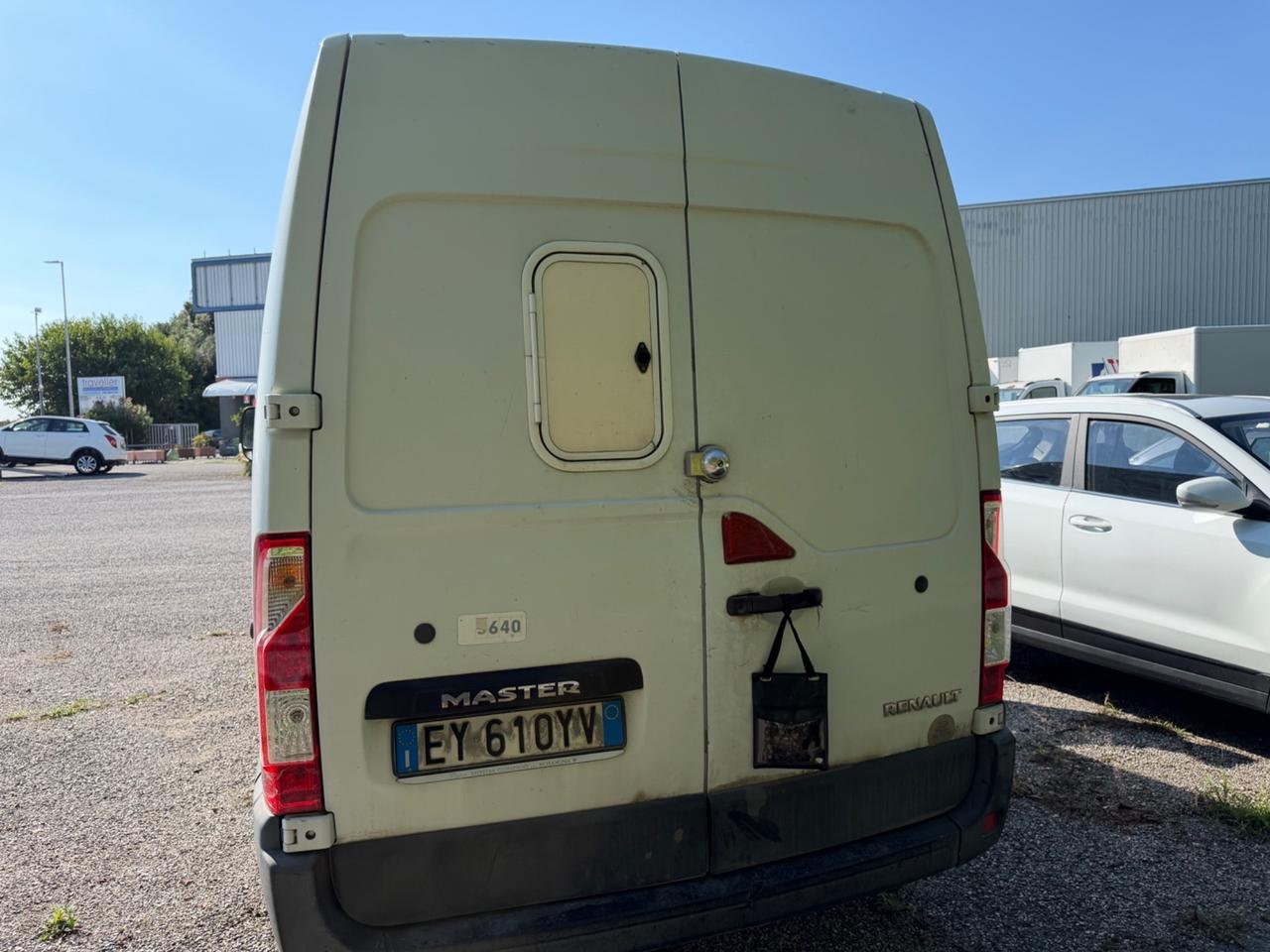 Renault Master 2.3 dCi VA IN PROTEZIONE !