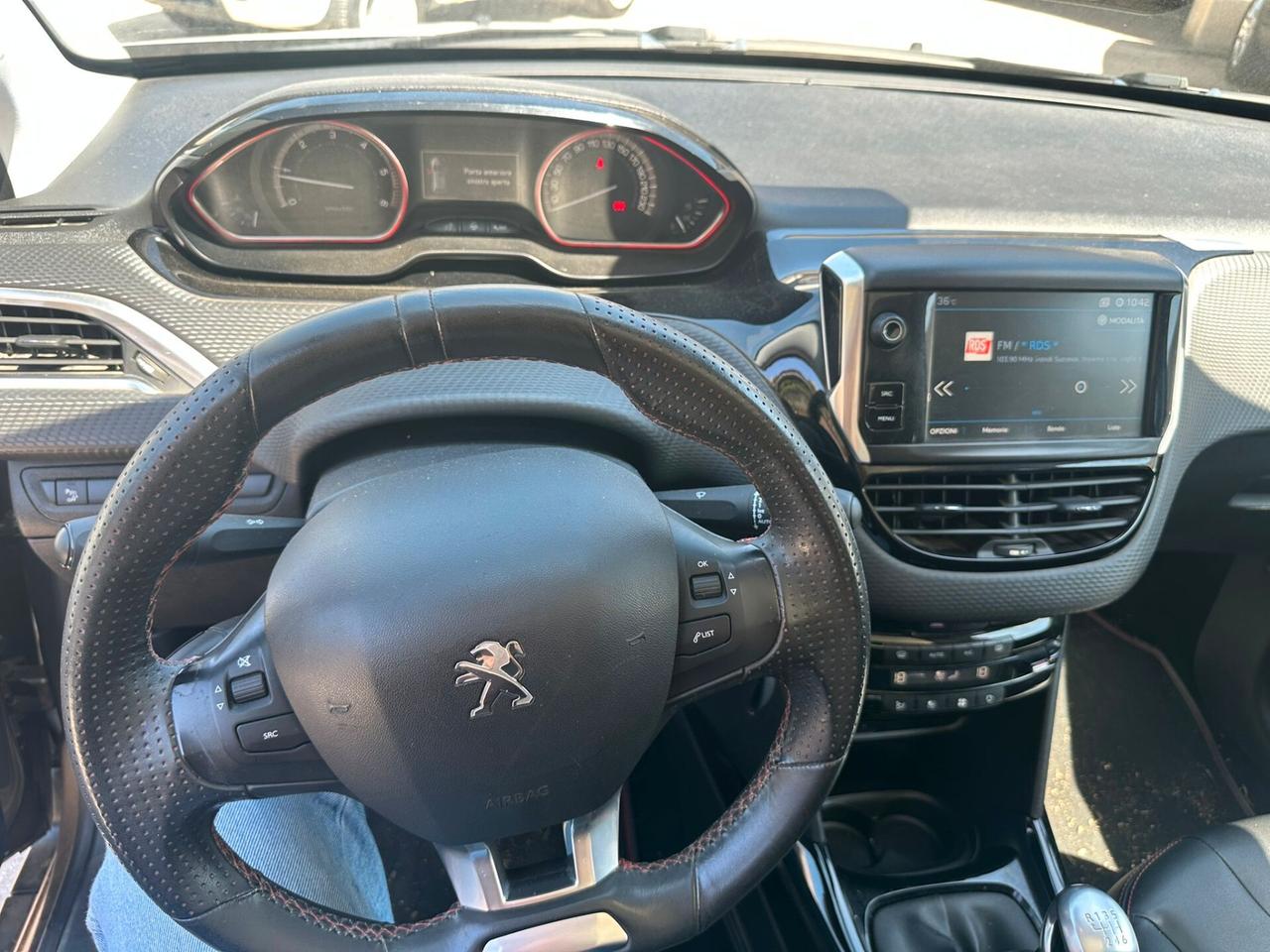 Peugeot 2008 BlueHDi 120 S&S Black Matt