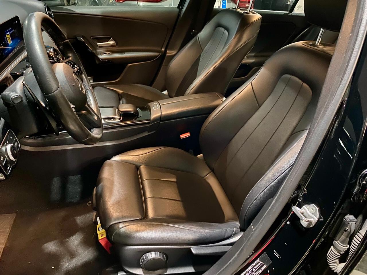 Mercedes-benz A 180 d Sedan Automatic Sport-2019