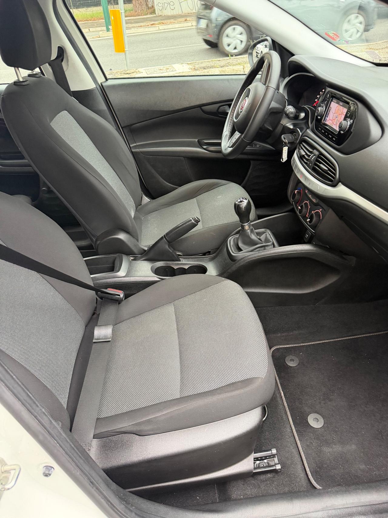 Fiat Tipo 1.3 Mjt S&S SW Mirror