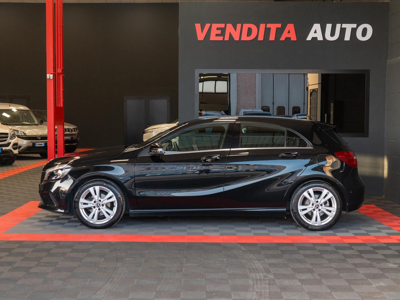 Mercedes-benz A 180 D Automatic Premium 109 cv